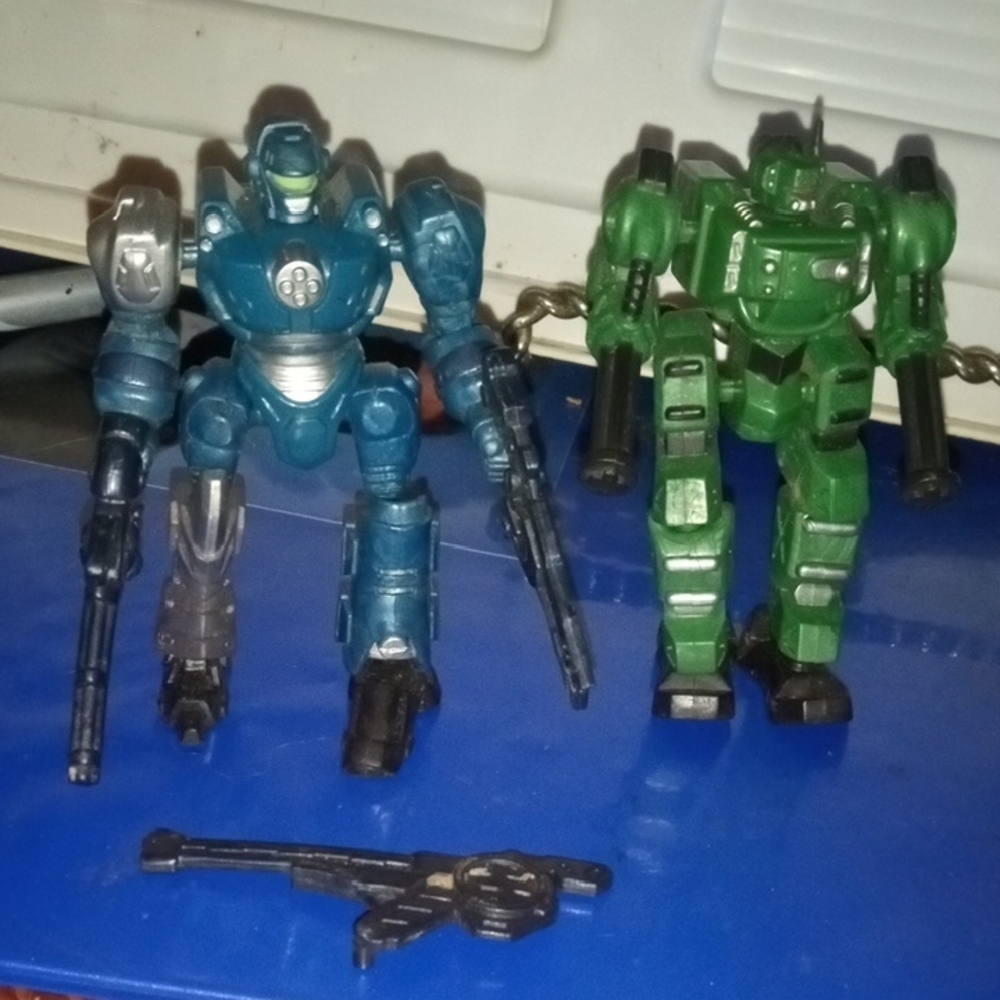 Robotic Warriors Blue and Green Action Figures